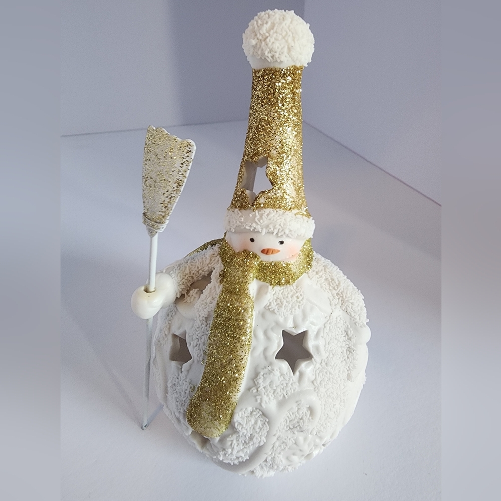 NWT RETIRED Yankee Candle White Snowman Tealight Holder